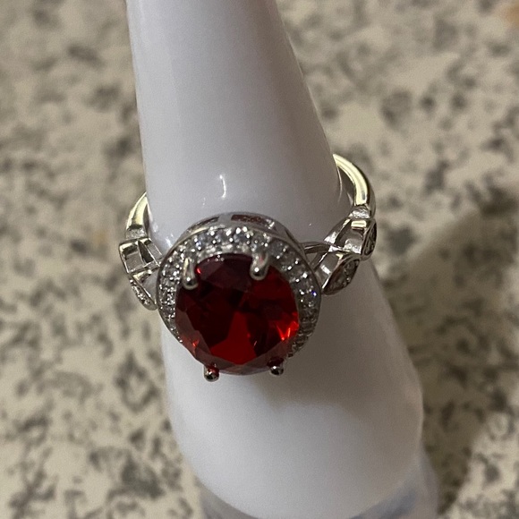 Solid Silver Ring - Picture 4 of 5